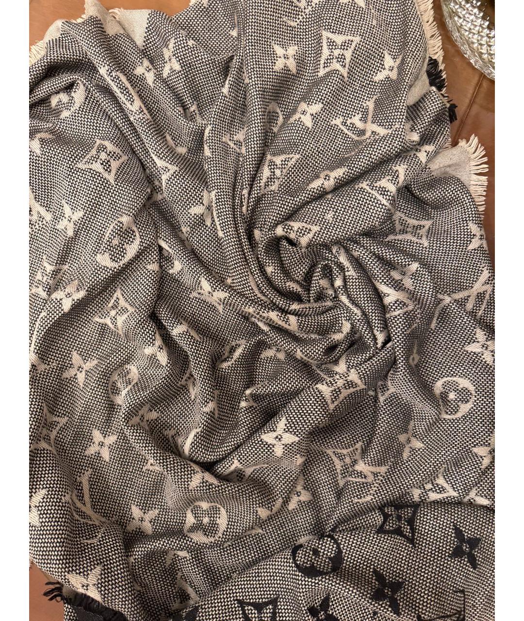 LOUIS VUITTON Коричневый шерстяной шарф, фото 3