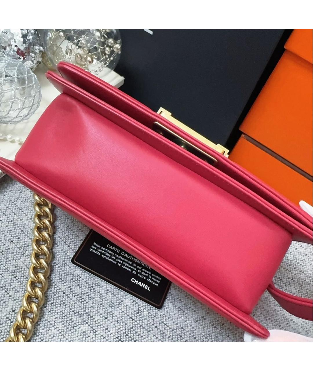 CHANEL Красная сумка через плечо из экзотической кожи, фото 5