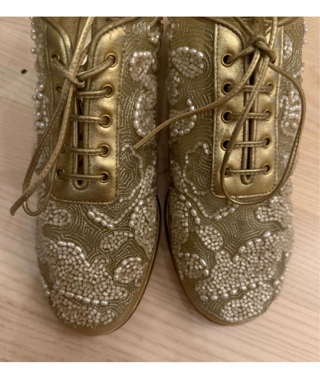 CHANEL Золотые кожаные брогги и оксфорды, фото 3