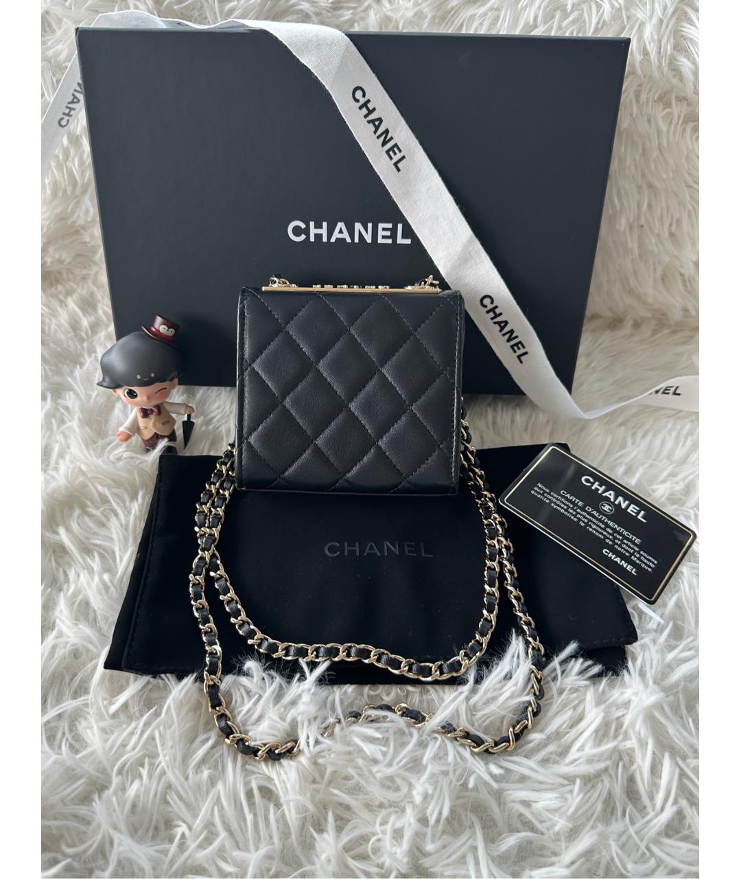 CHANEL BEAUTY Черная кожаная сумка через плечо, фото 3