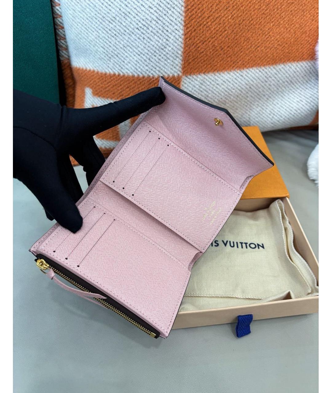 LOUIS VUITTON Коричневый кошелек, фото 6