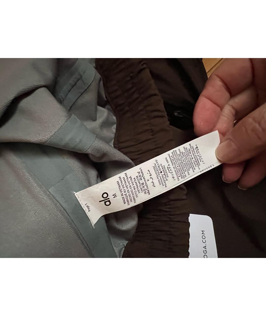 ALO YOGA Коричневые полиамидовые спортивные брюки и шорты, фото 5