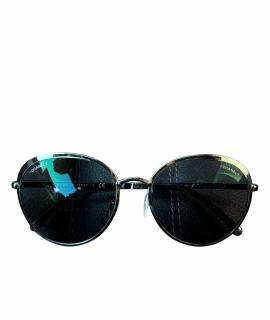 CHANEL Солнцезащитные очки