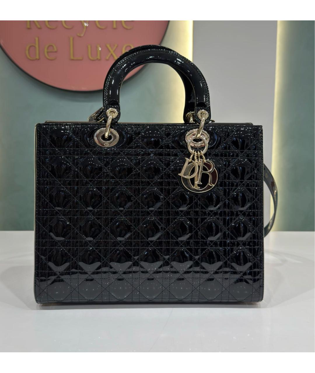 CHRISTIAN DIOR Черная сумка через плечо из лакированной кожи, фото 7