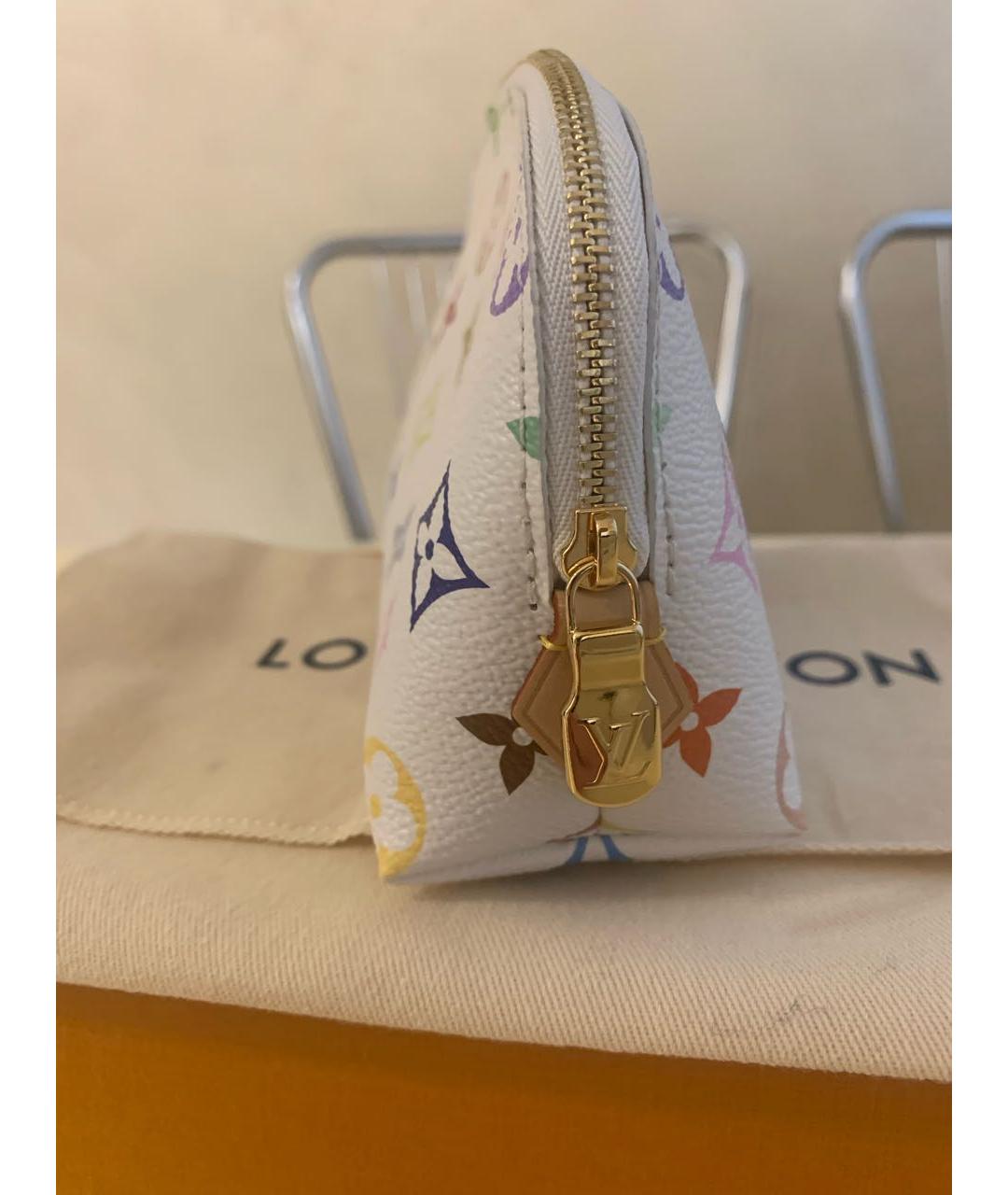 LOUIS VUITTON Белая косметичка, фото 3