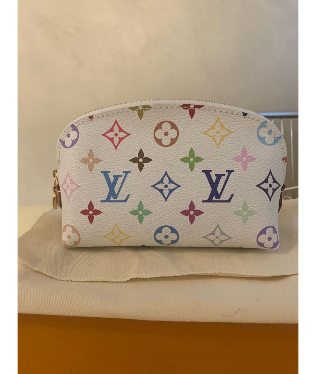 LOUIS VUITTON Белая косметичка, фото 5