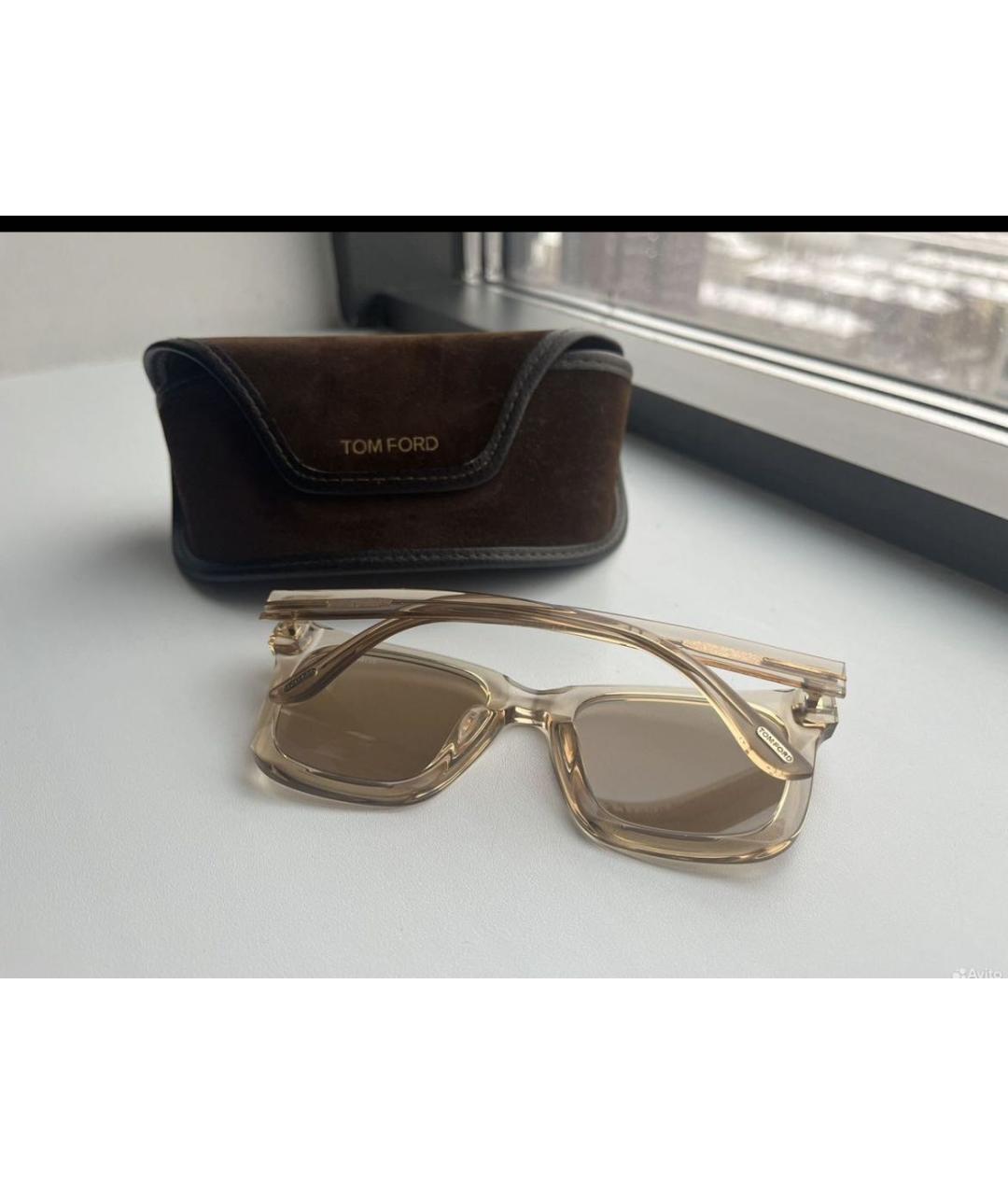 TOM FORD Бежевые пластиковые солнцезащитные очки, фото 3