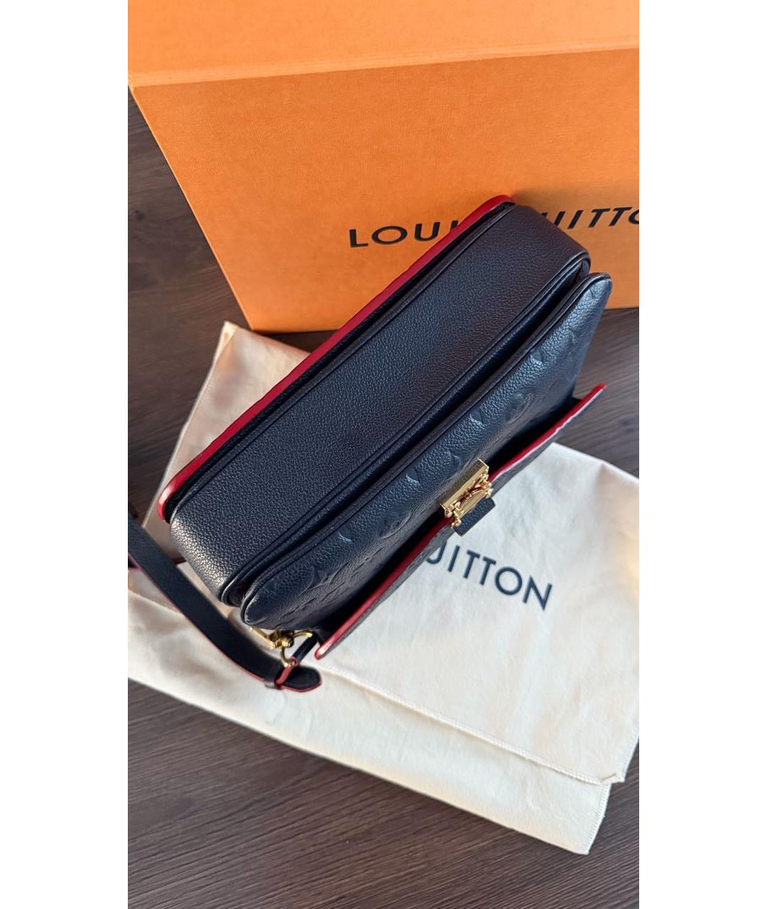 LOUIS VUITTON Темно-синяя кожаная сумка через плечо, фото 6