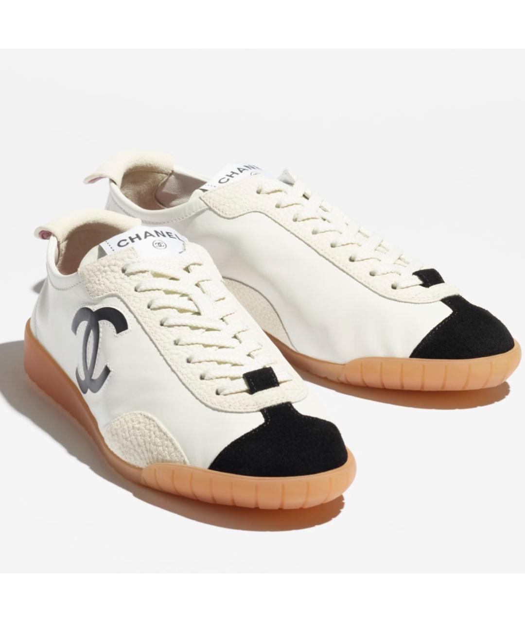 CHANEL Белые кожаные кроссовки, фото 2