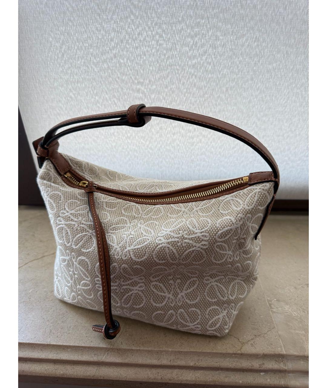 LOEWE Бежевая тканевая сумка с короткими ручками, фото 3