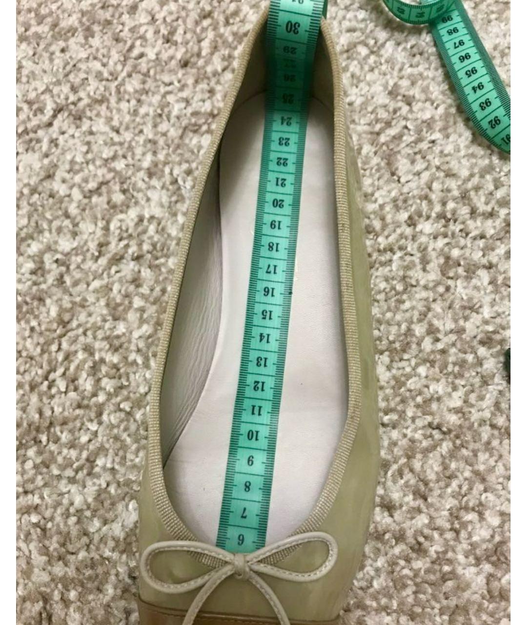 CHANEL Бежевые балетки из лакированной кожи, фото 4