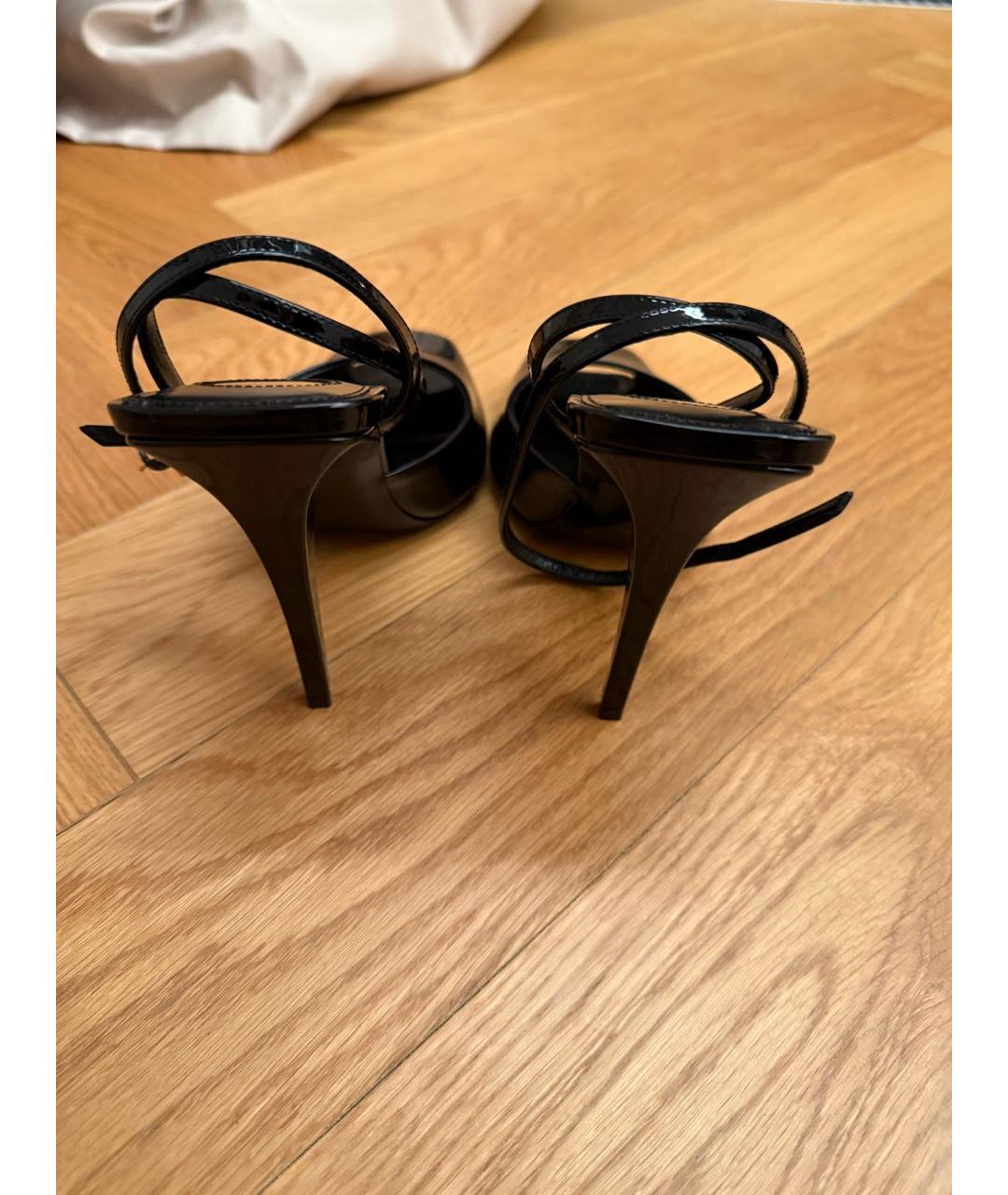 SAINT LAURENT Черные босоножки из лакированной кожи, фото 5