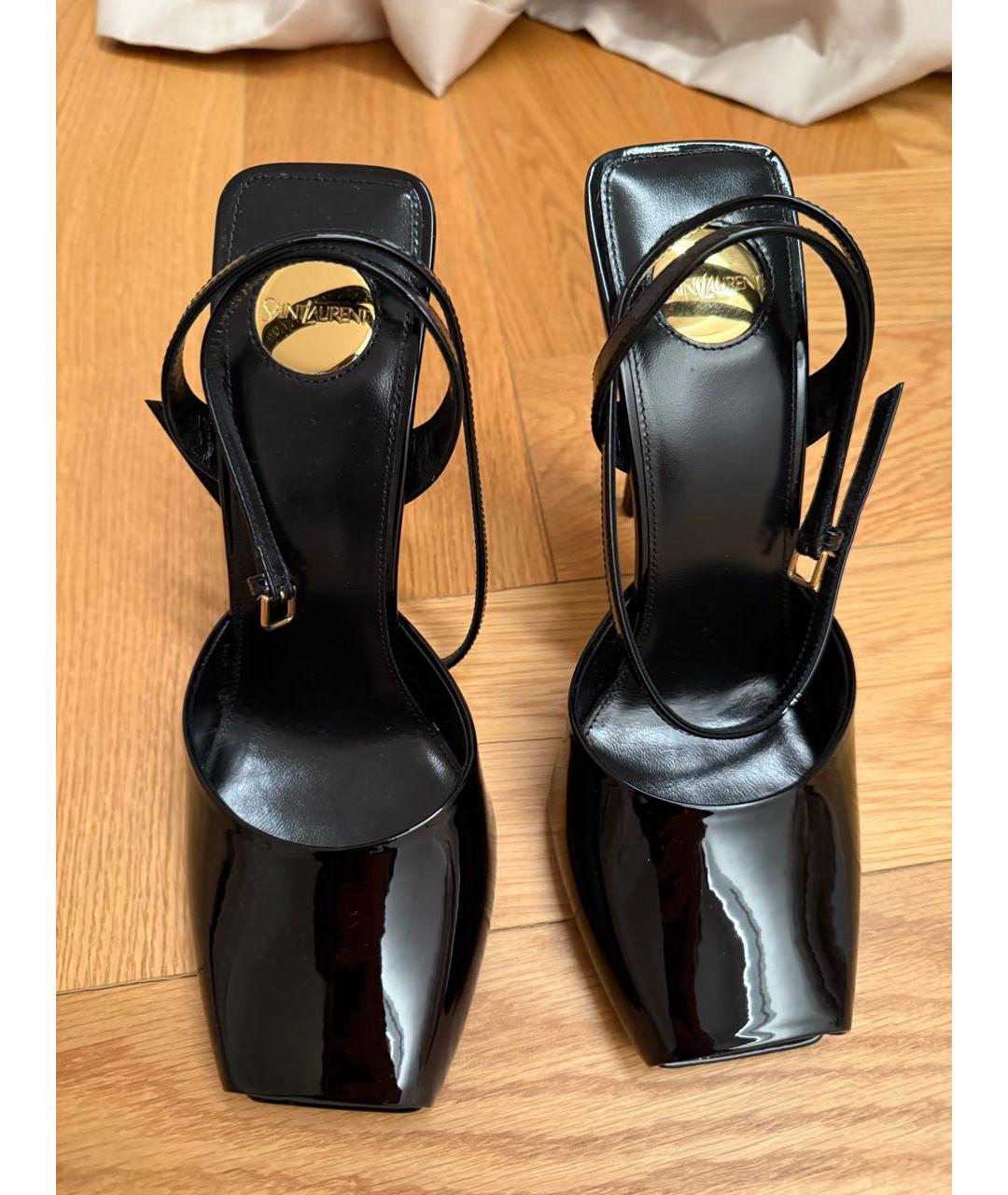SAINT LAURENT Черные босоножки из лакированной кожи, фото 3