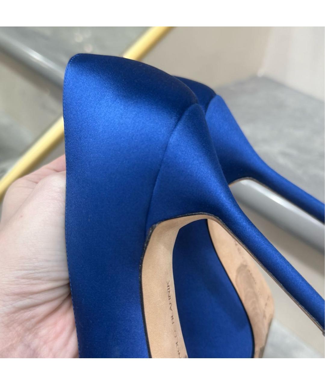 MANOLO BLAHNIK Синие текстильные туфли, фото 7