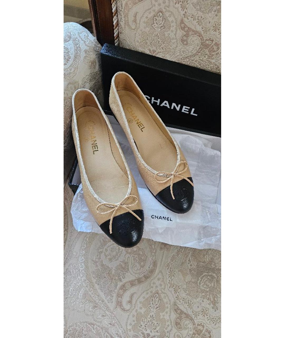 CHANEL Бежевые кожаные балетки, фото 3