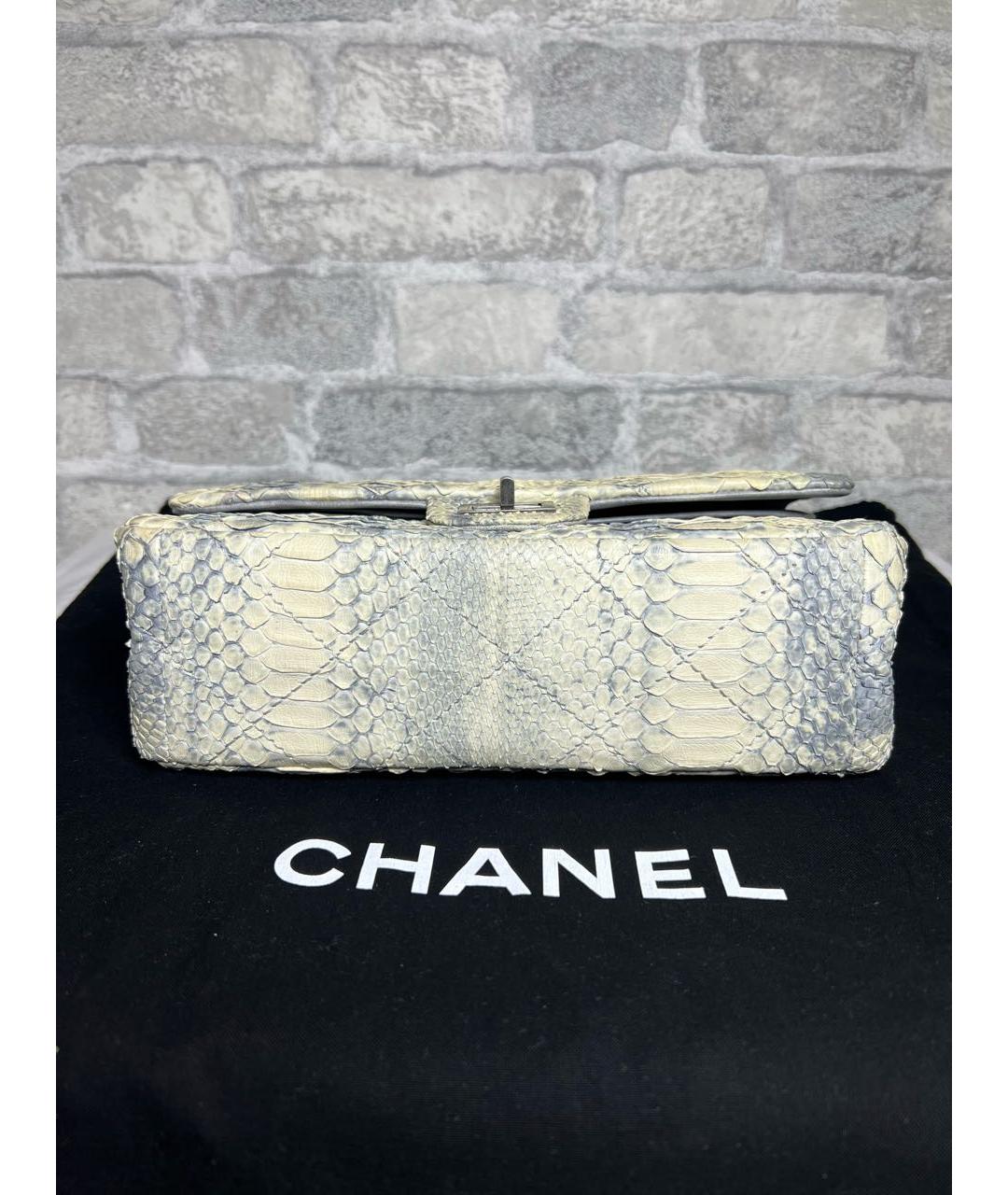 CHANEL Бежевая сумка через плечо из экзотической кожи, фото 6