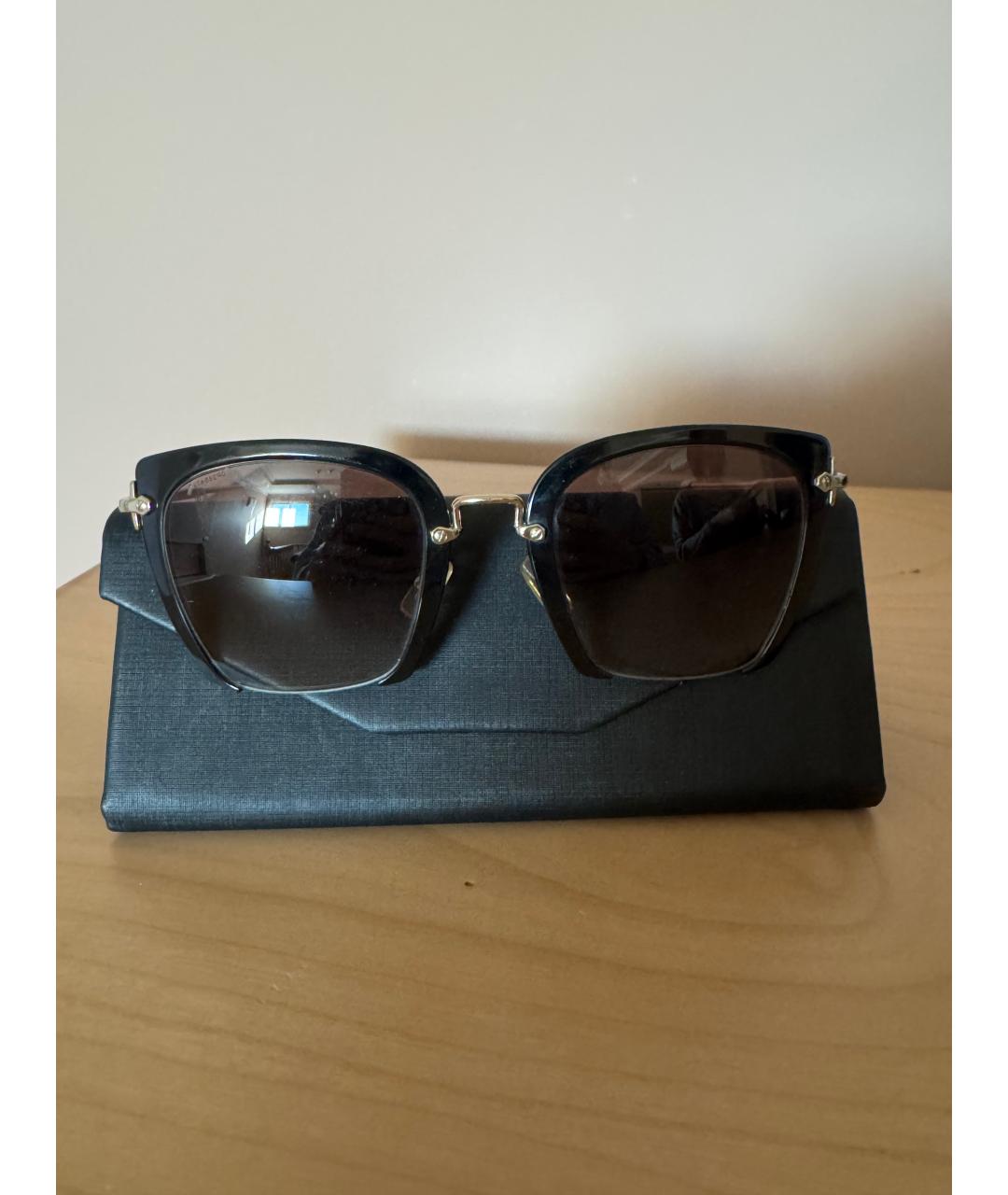 MIU MIU Черные пластиковые солнцезащитные очки, фото 5