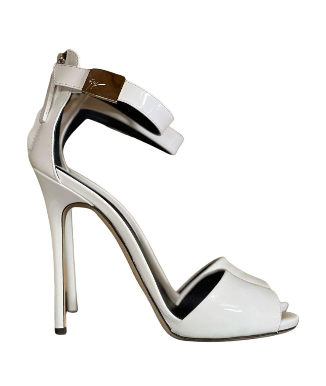 GIUSEPPE ZANOTTI DESIGN Белые босоножки из лакированной кожи, фото 1