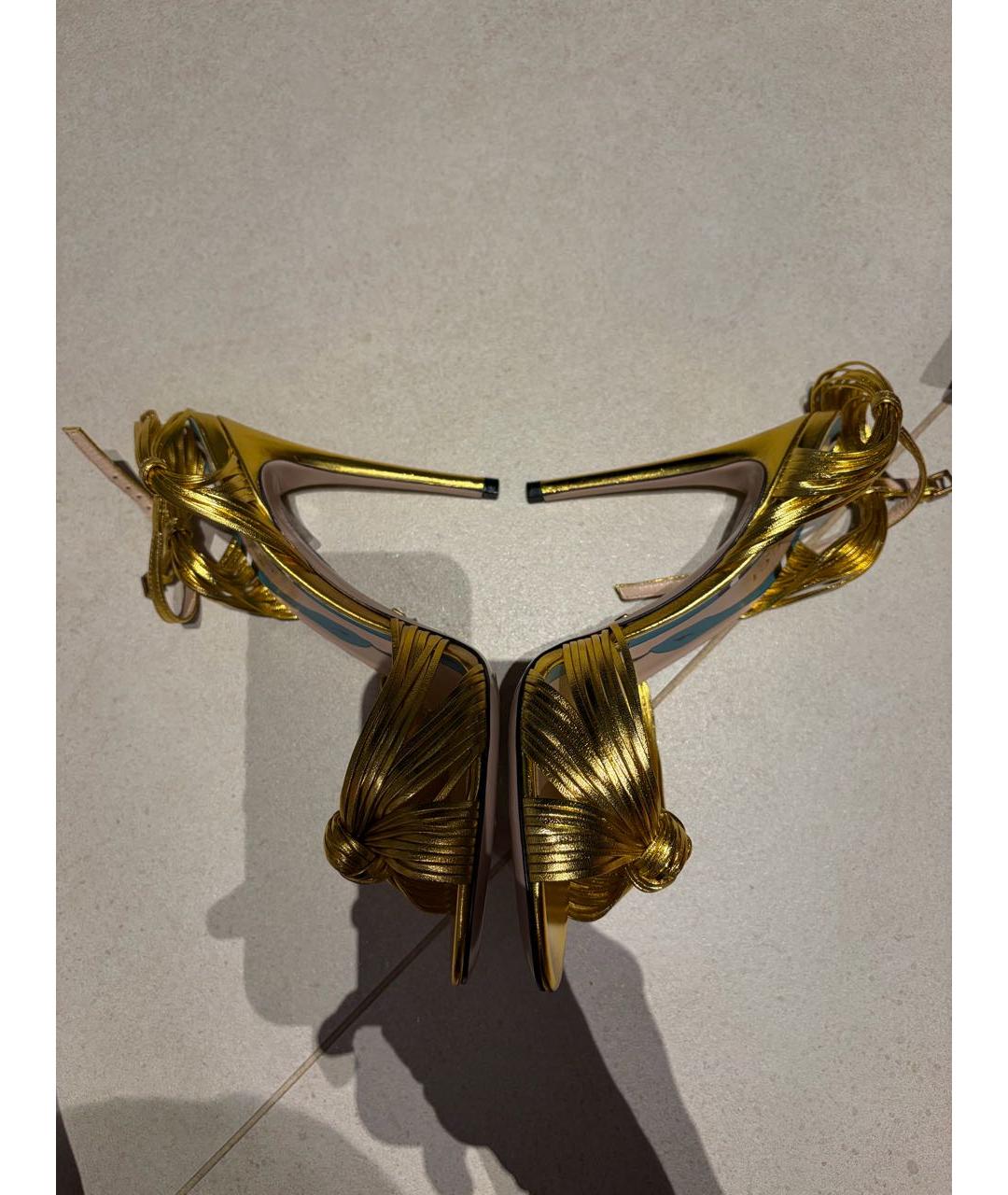 GUCCI Золотые кожаные босоножки, фото 8