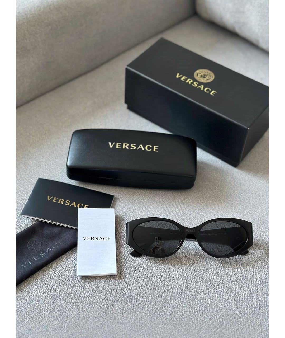 VERSACE Черные пластиковые солнцезащитные очки, фото 2