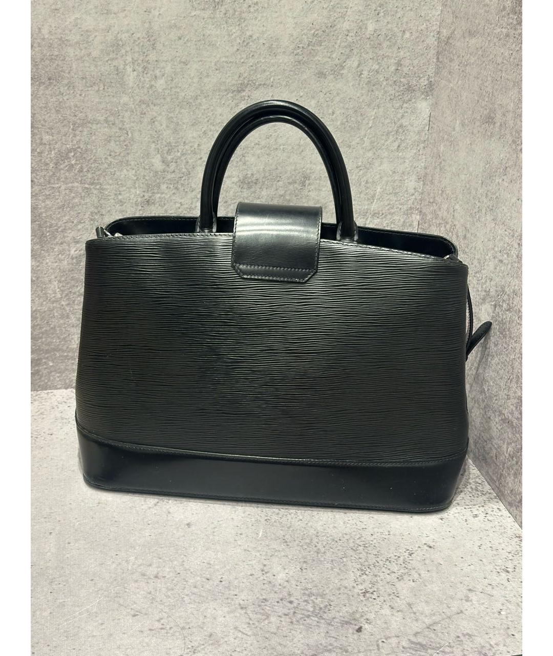 LOUIS VUITTON Черная кожаная сумка с короткими ручками, фото 2