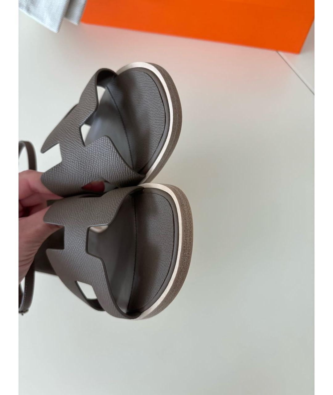 HERMES Бежевые кожаные сандалии, фото 7