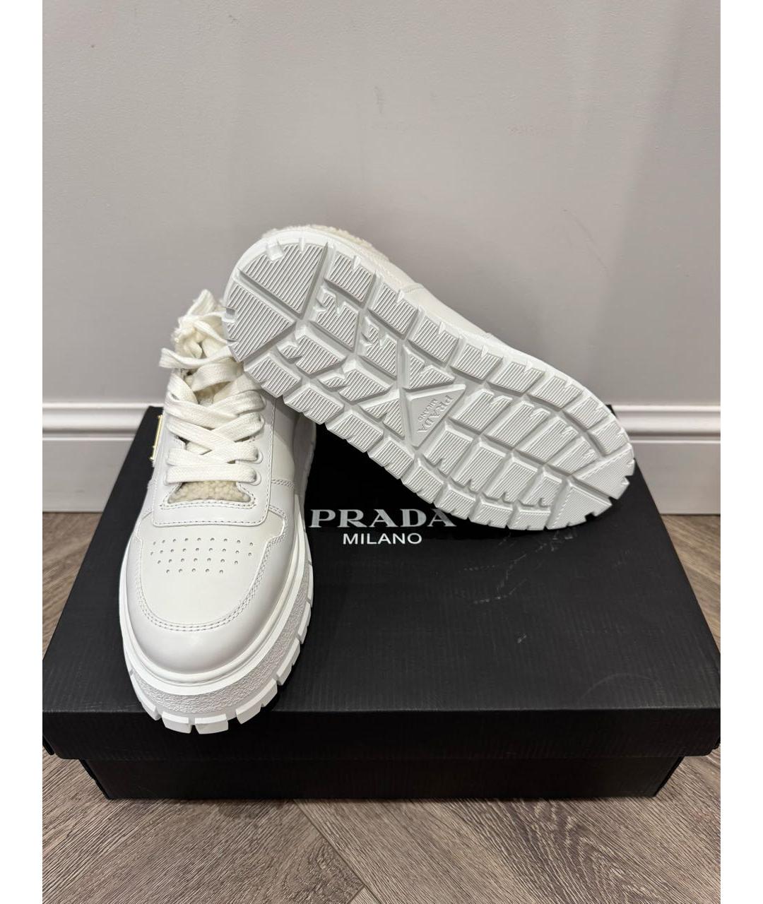 PRADA Белые кожаные кеды, фото 3