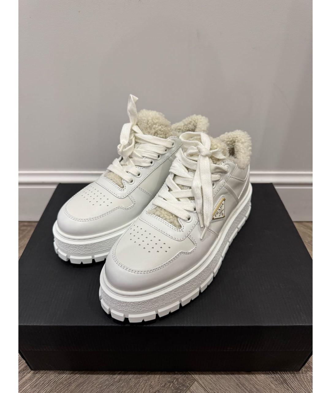 PRADA Белые кожаные кеды, фото 2