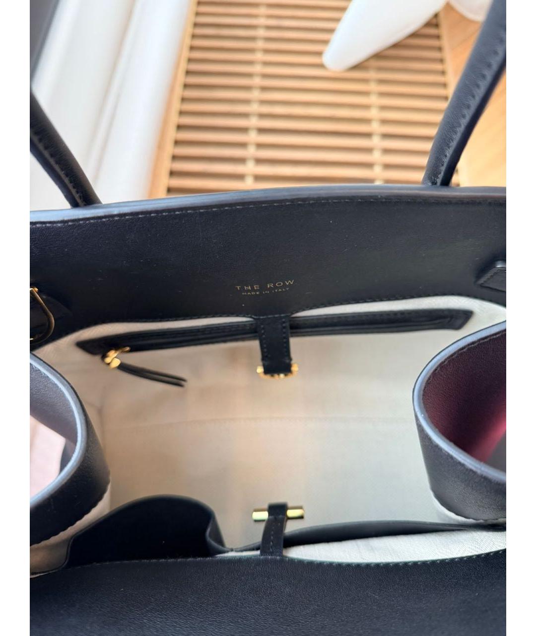 THE ROW Черная кожаная сумка с короткими ручками, фото 4