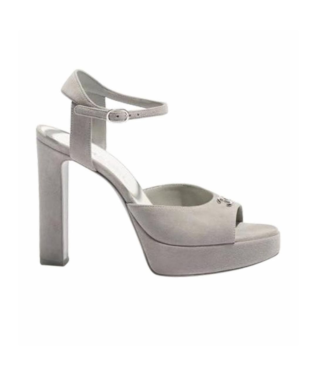 CHANEL Серые замшевые босоножки, фото 1