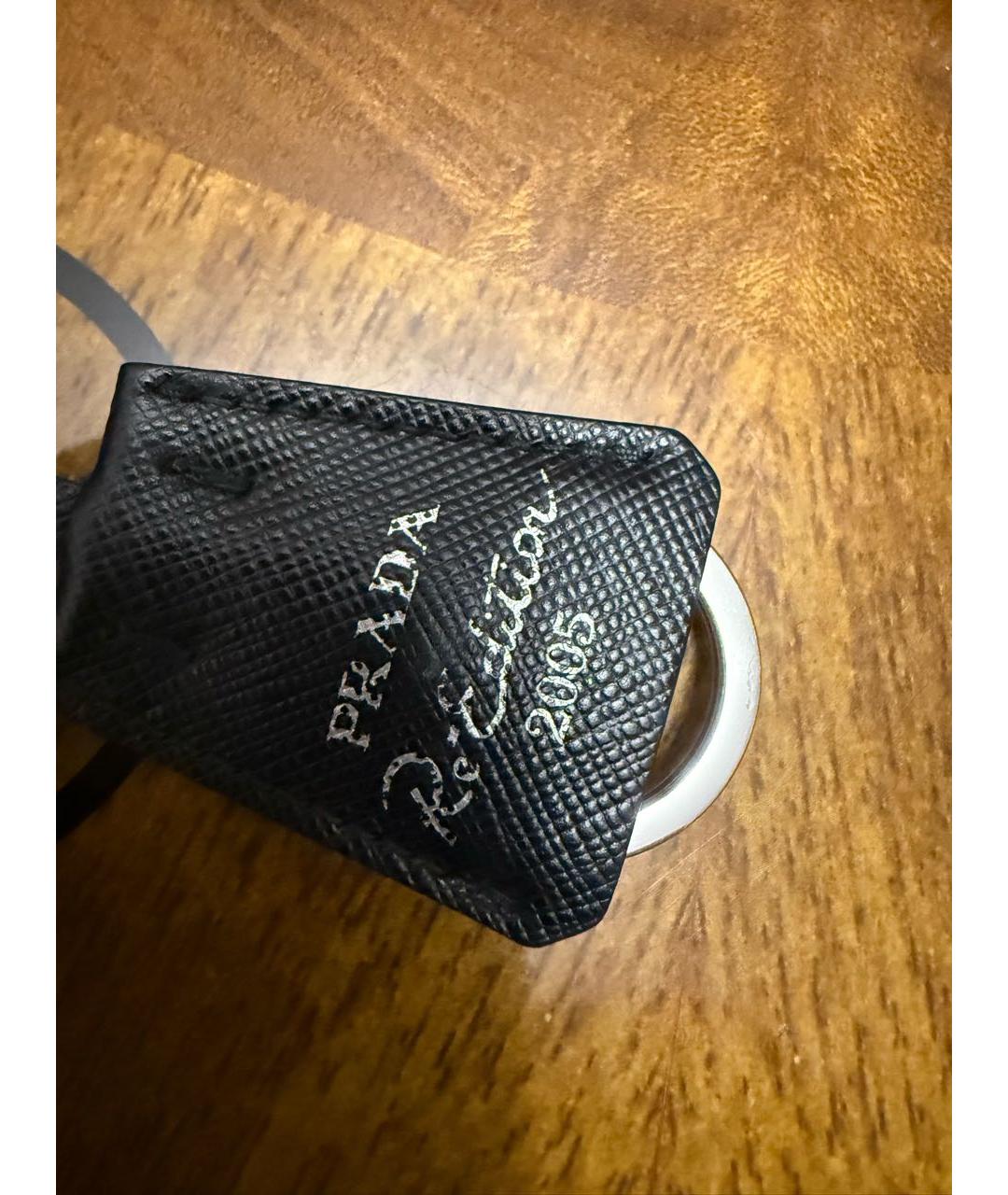 PRADA Черная синтетическая сумка с короткими ручками, фото 5