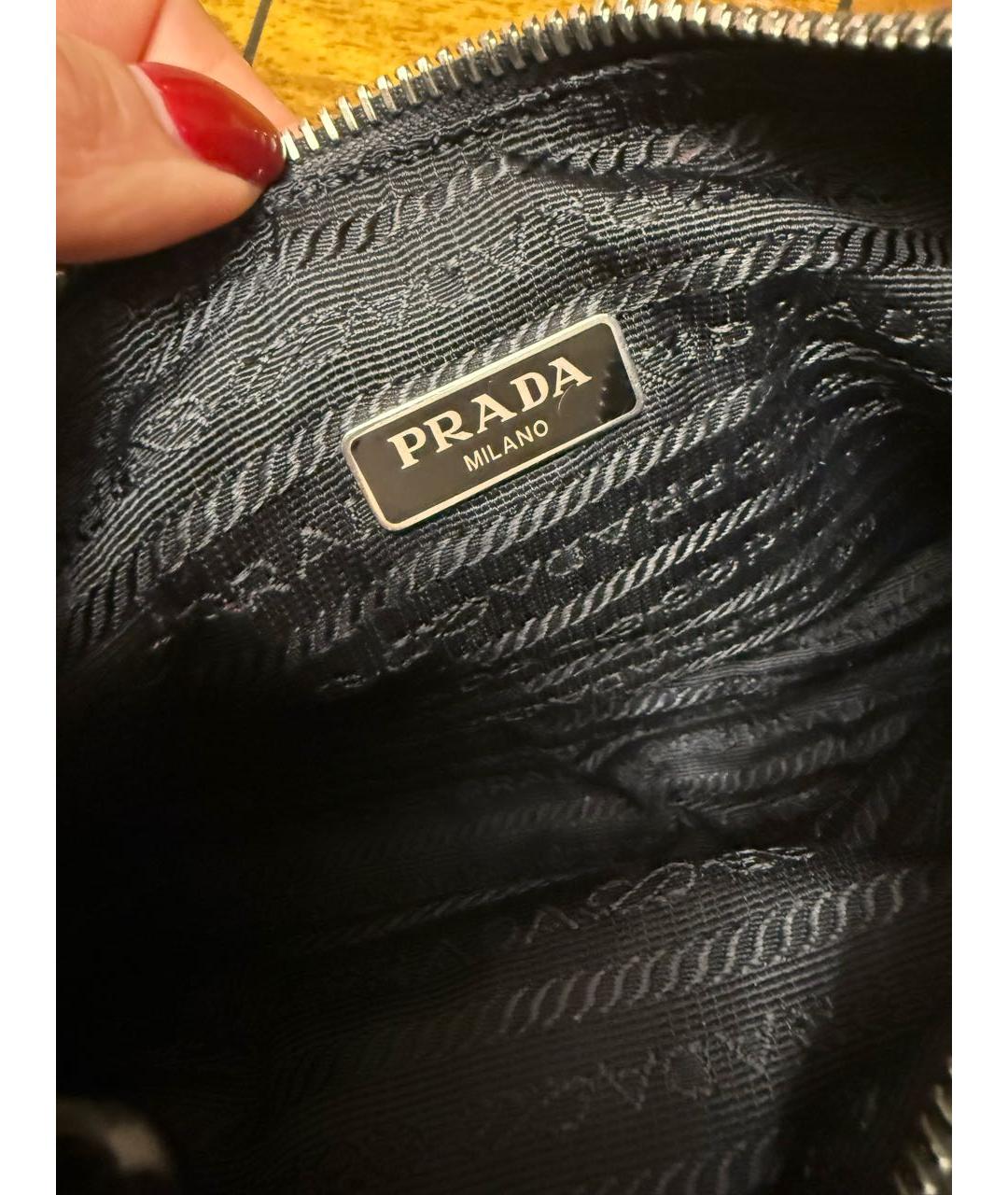 PRADA Черная синтетическая сумка с короткими ручками, фото 4