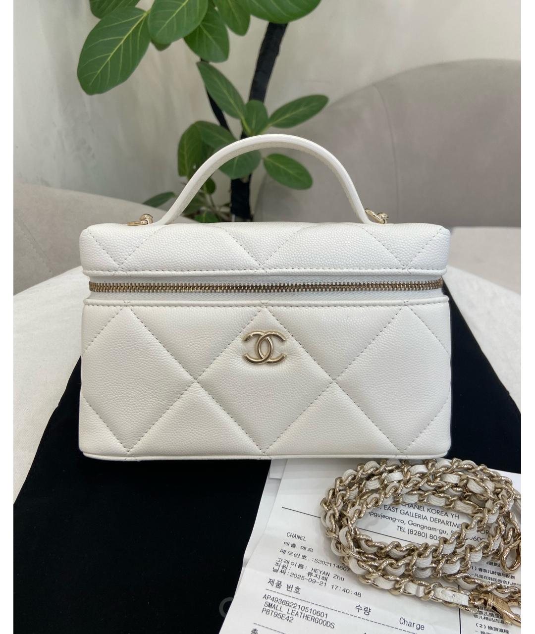 CHANEL Белая кожаная сумка с короткими ручками, фото 2