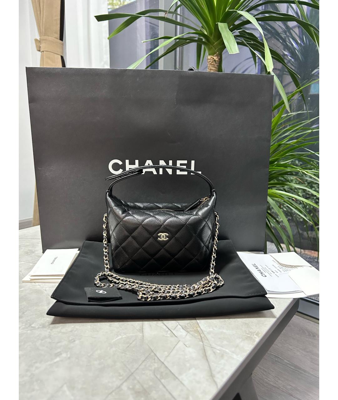 CHANEL Черная кожаная сумка с короткими ручками, фото 7