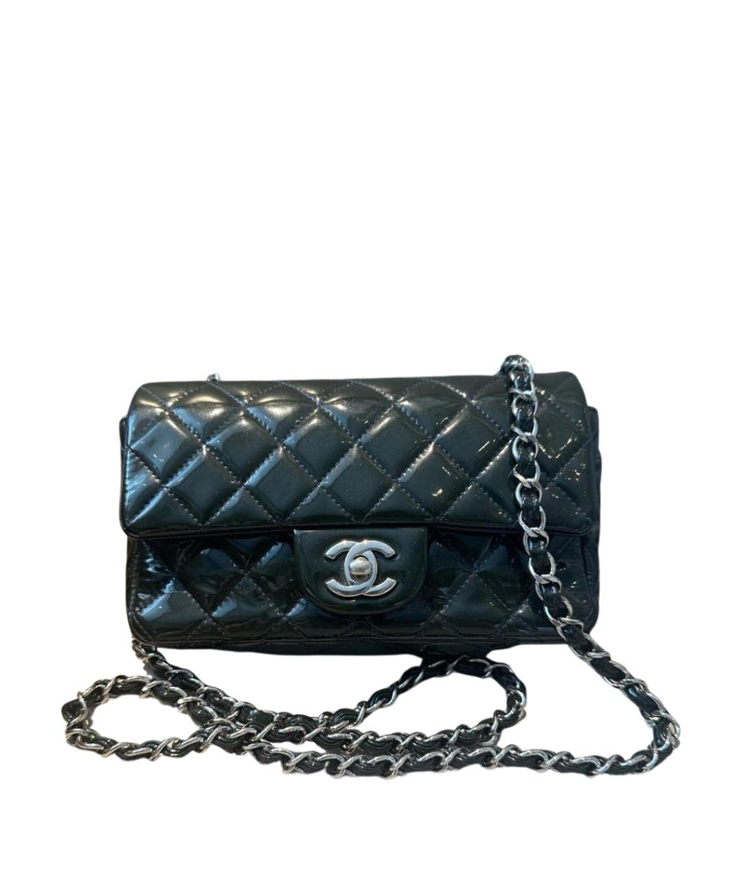 CHANEL Черная сумка через плечо из лакированной кожи, фото 1