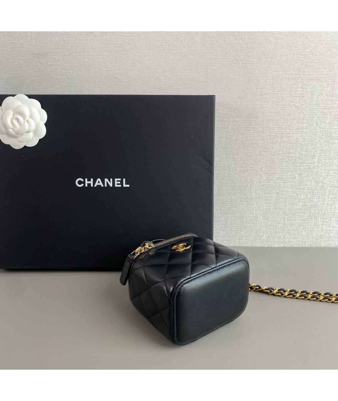 CHANEL Черная кожаная сумка с короткими ручками, фото 6