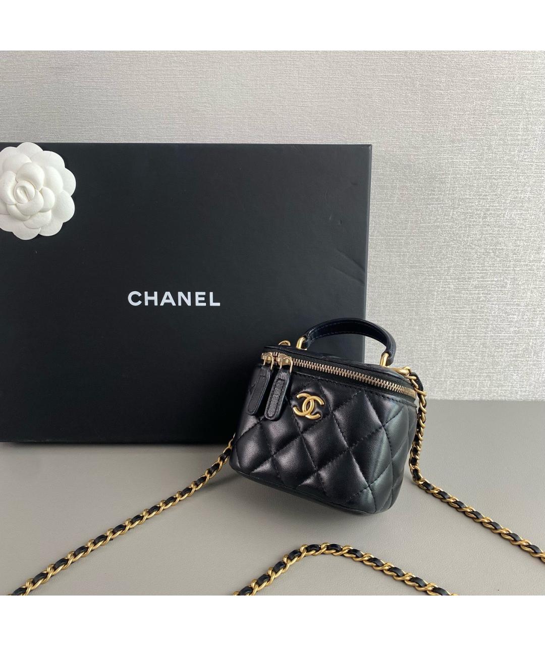 CHANEL Черная кожаная сумка с короткими ручками, фото 3