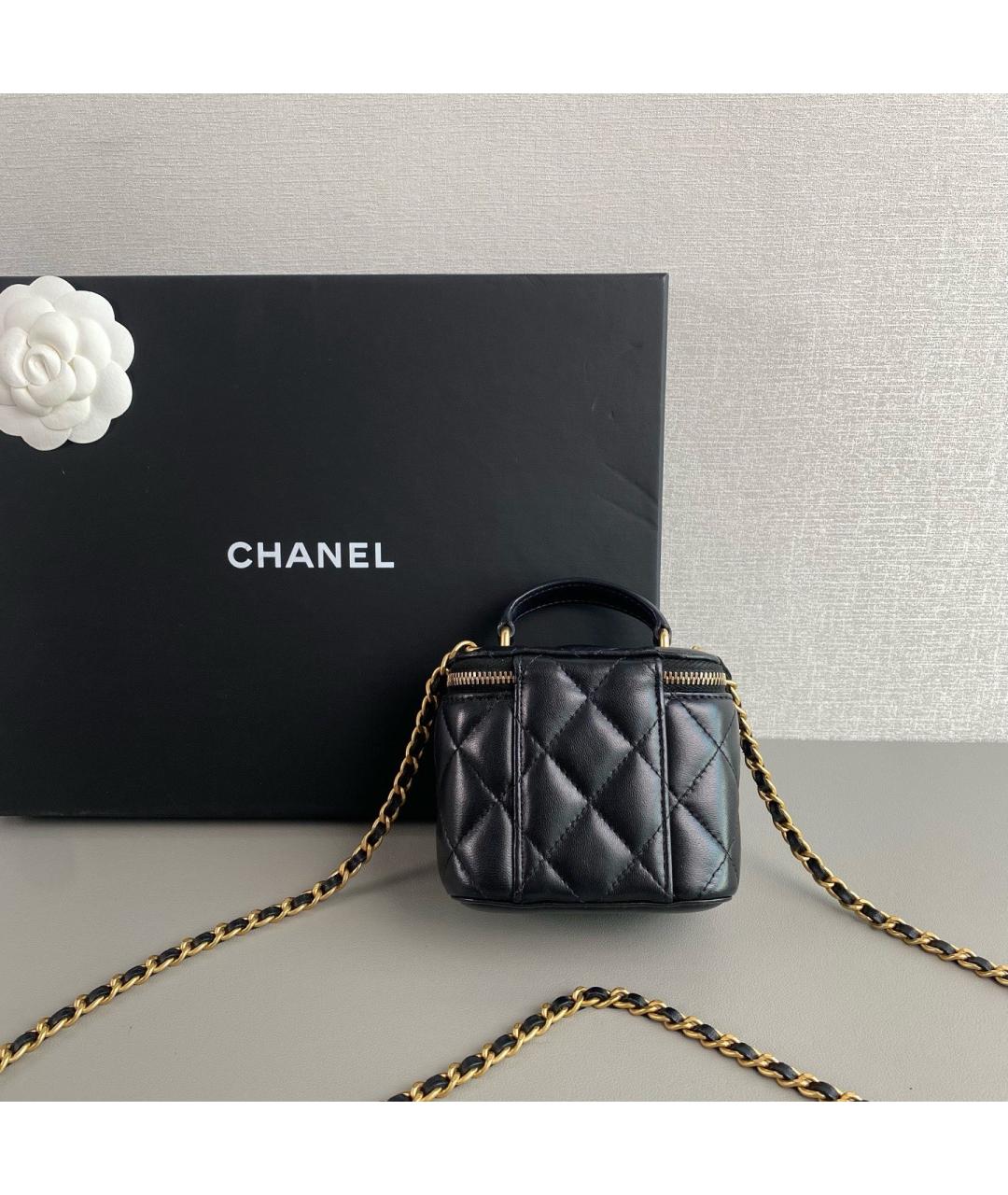 CHANEL Черная кожаная сумка с короткими ручками, фото 4