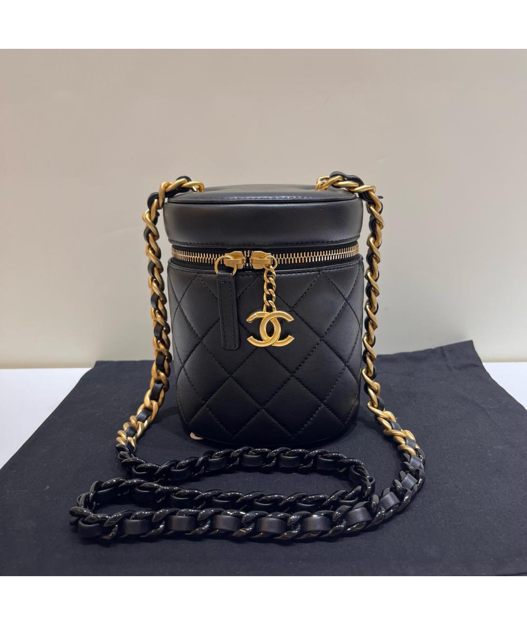 CHANEL Черная кожаная сумка через плечо, фото 7