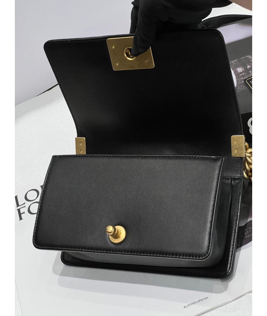 CHANEL Черная кожаная сумка через плечо, фото 6