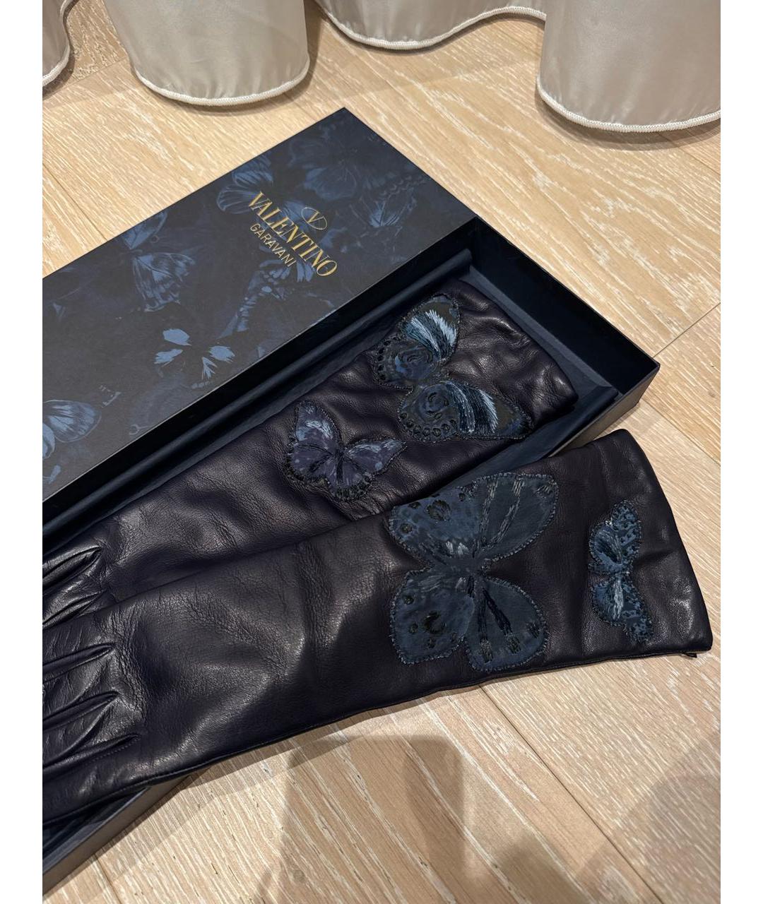 VALENTINO Темно-синие кожаные перчатки, фото 2