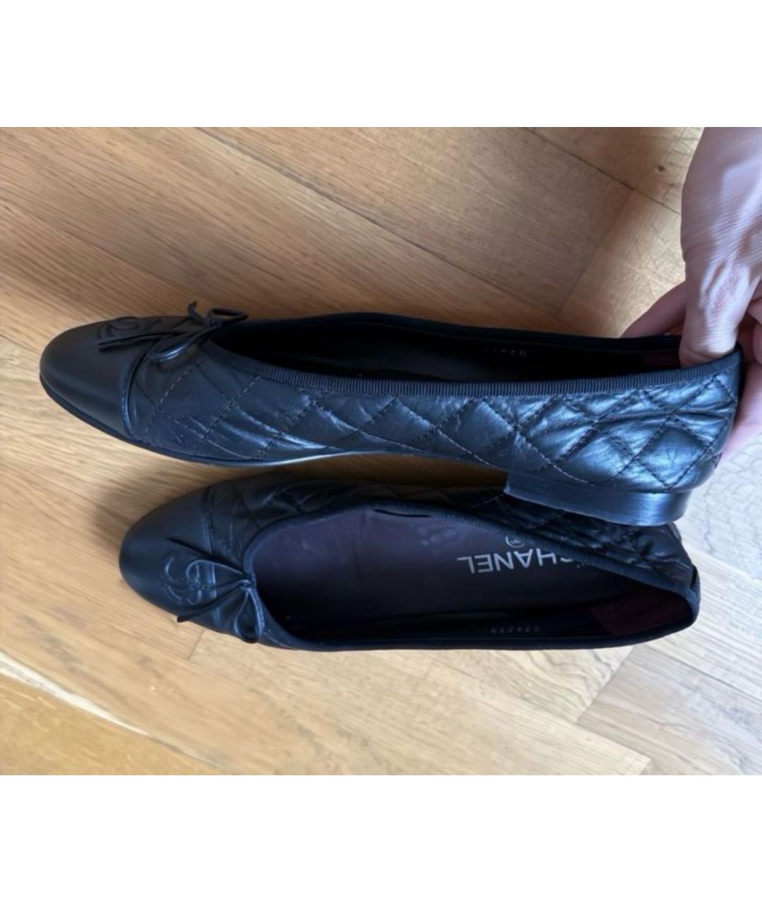 CHANEL Черные кожаные балетки, фото 5