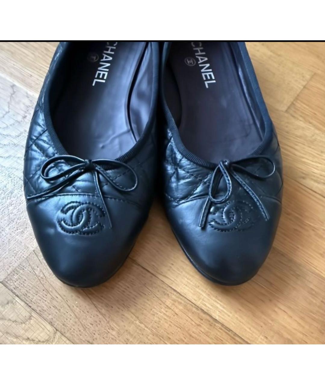 CHANEL Черные кожаные балетки, фото 2