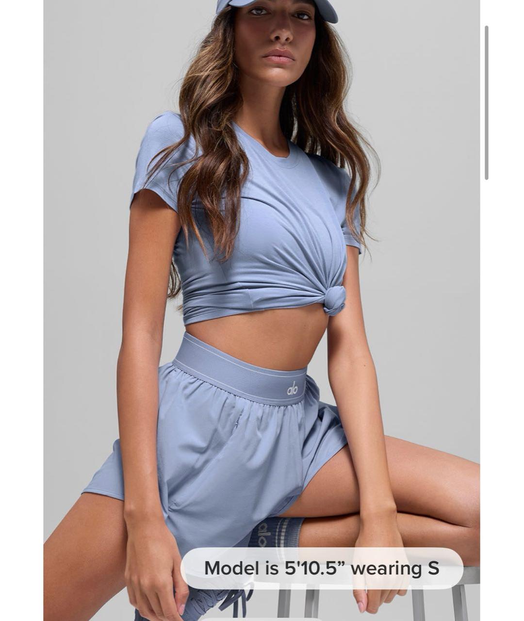 ALO YOGA Голубые полиэстеровые спортивные брюки и шорты, фото 3