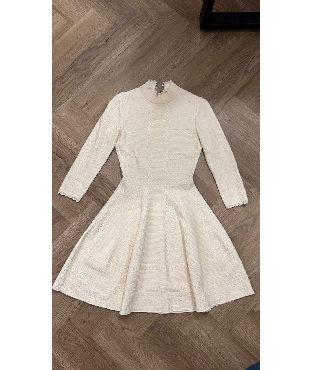 ALEXANDER MCQUEEN Белое полиэстеровое коктейльное платье, фото 2