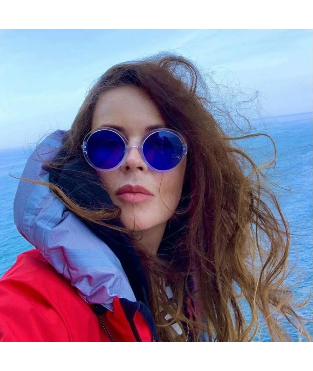 CHANEL Синие пластиковые солнцезащитные очки, фото 3