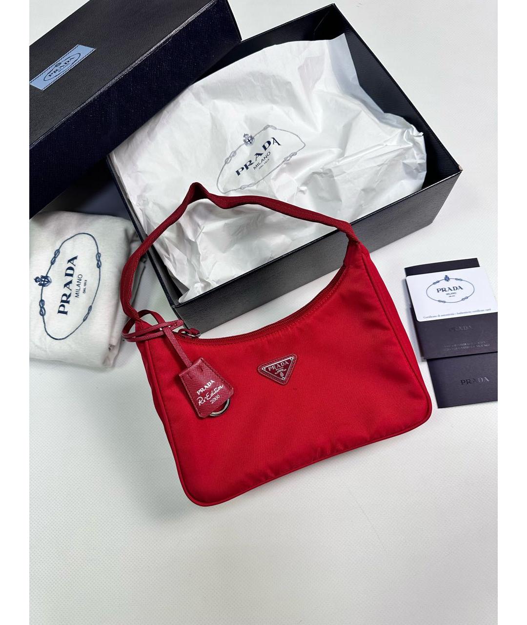PRADA Красная тканевая сумка с короткими ручками, фото 2