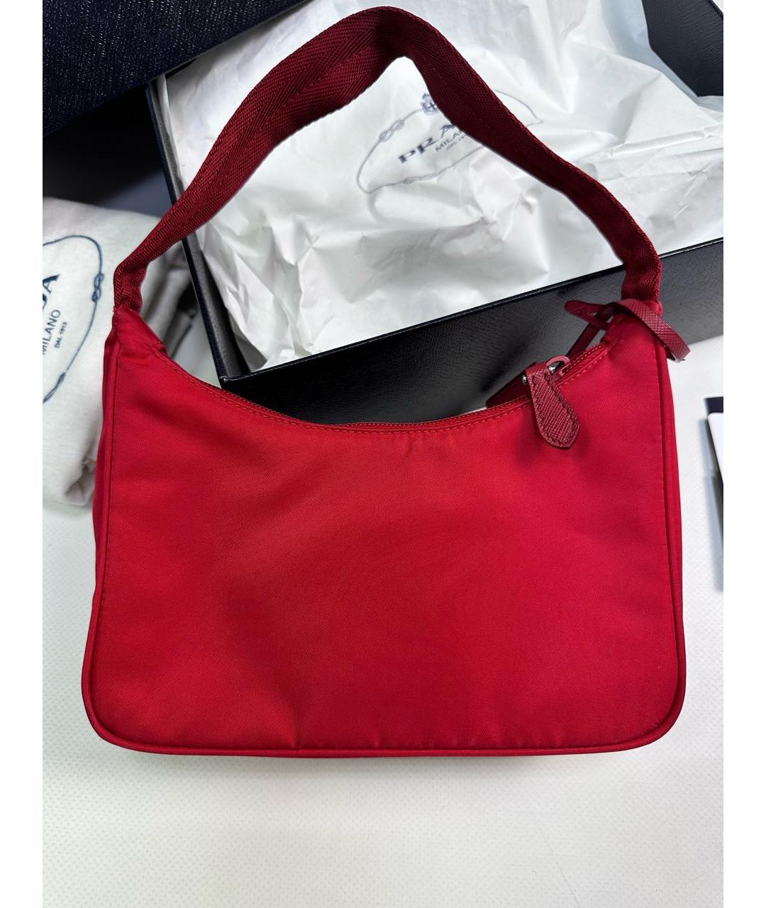 PRADA Красная тканевая сумка с короткими ручками, фото 3