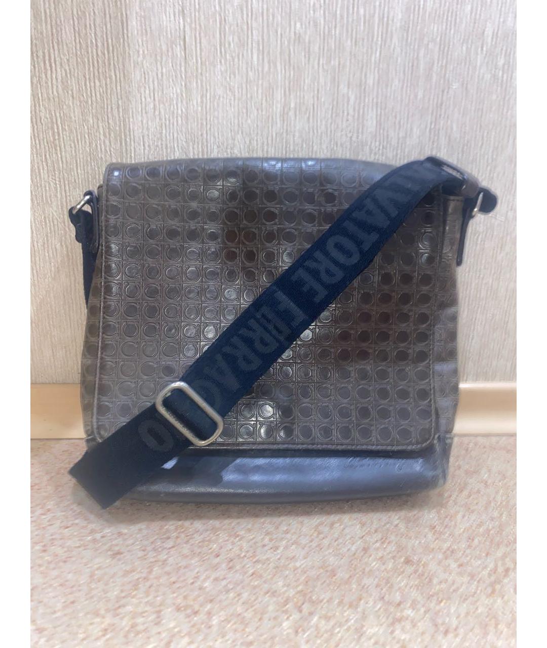 FERRAGAMO Коричневая кожаная сумка на плечо, фото 5