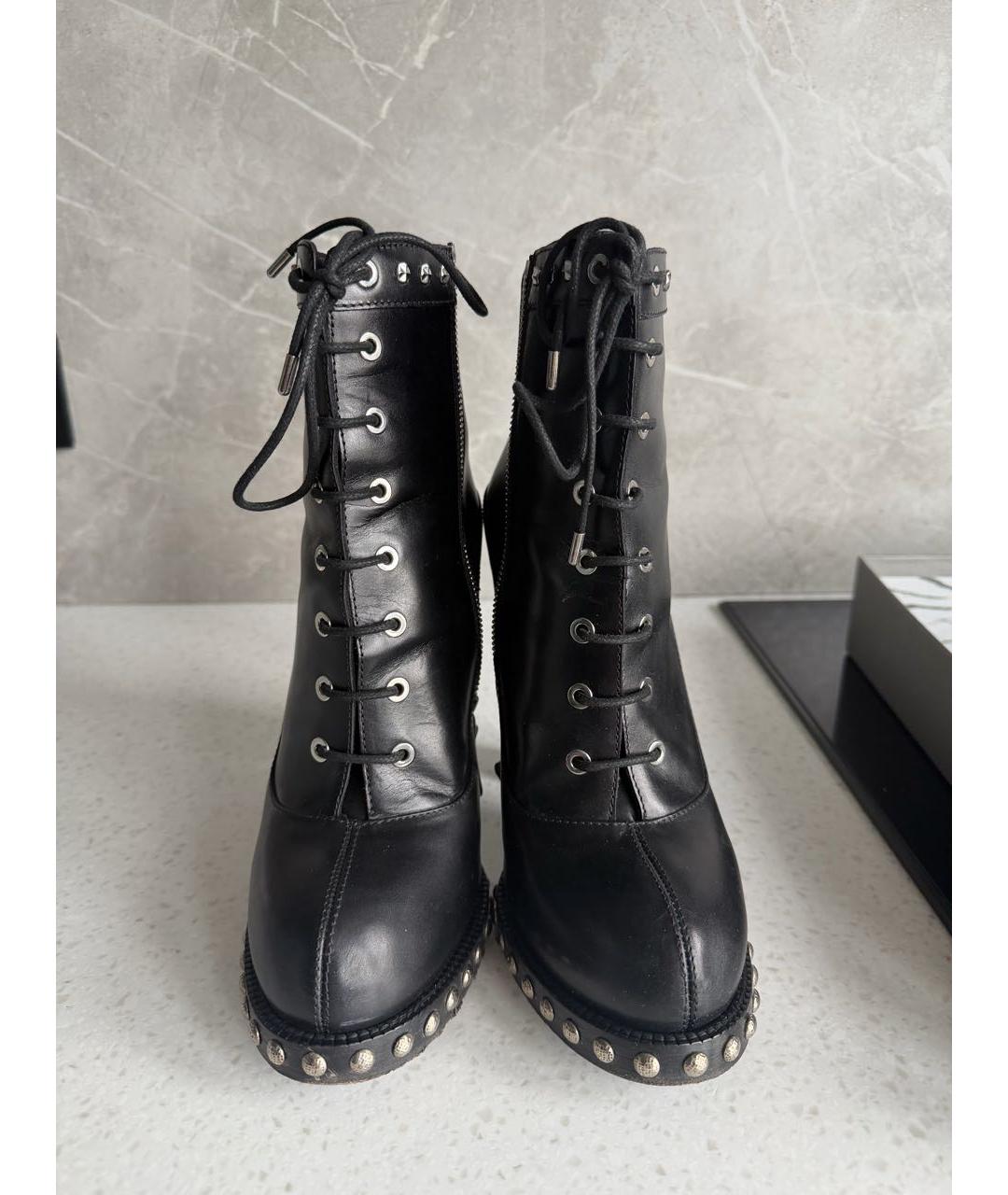 ALEXANDER MCQUEEN Черные кожаные ботильоны, фото 2